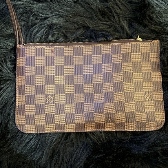 Louis Vuitton Brown Checkered Tote - Picture 3 of 15